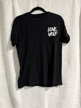 Lone Wolf Black Short Sleeve Tee - Casual Graphic Shirt